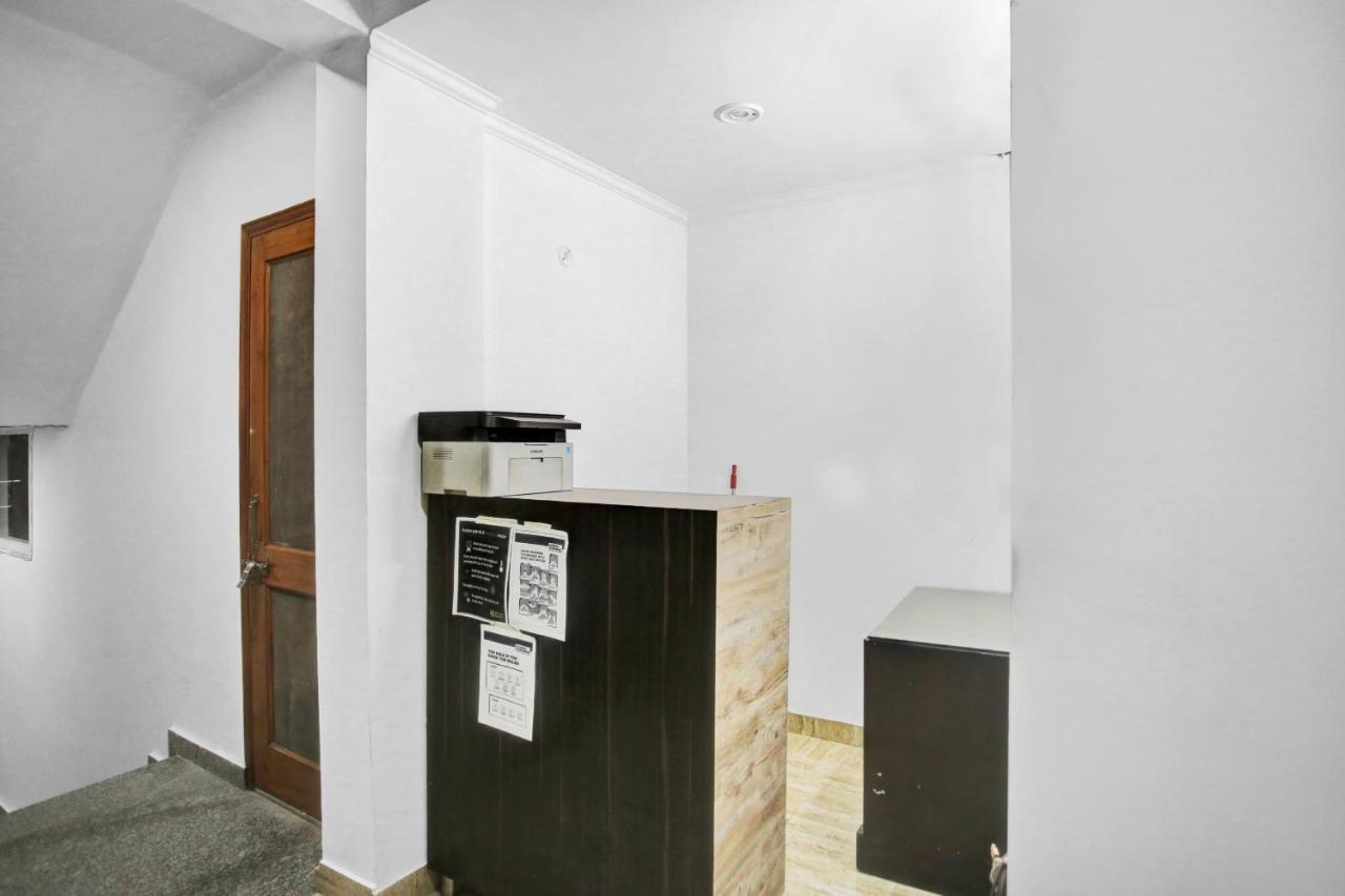 Oyo 82100 Golden Residency Noida Exteriér fotografie